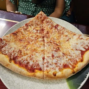 Cheese pizza