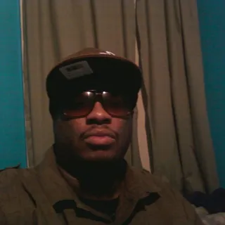 Daron D.