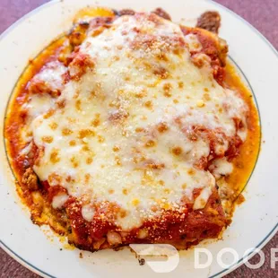 Delish Meaty Lasagna