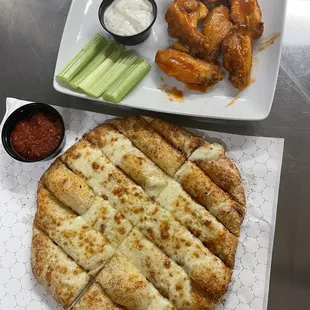 Buffalo wings and garlic fingers