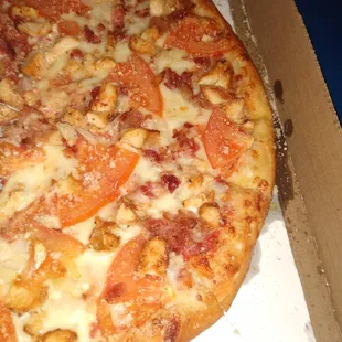 Thin crust, chicken bacon onion tomato parmesan w garlic crust yum