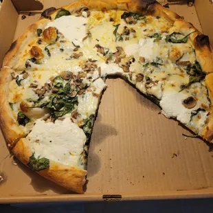 4 delicious specialty pizzas back to back. 4 great nights! Thanks Pizza Plus!