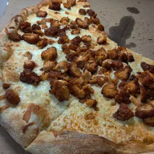 XL Buffalo Chicken Pizza!