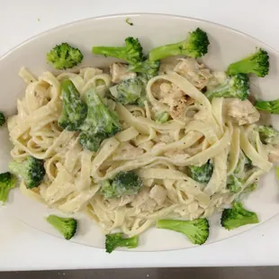 Broccoli and Chicken Pasta