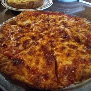Dinner with the hubbs. Small Cheese Pizza.