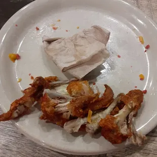 8/14/21 Plenty of wings here!
