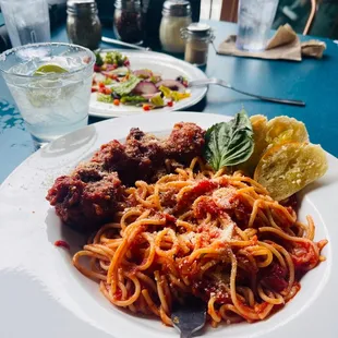 Spaghetti &amp; Meatballs