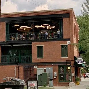 This is the back view of Pizza Rio. It's the upstairs part.