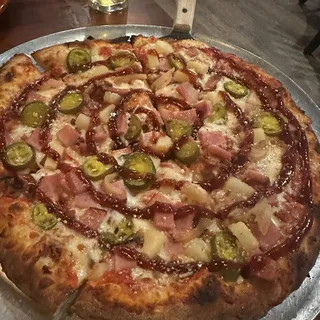 Maui Wowi on Fire Pizza