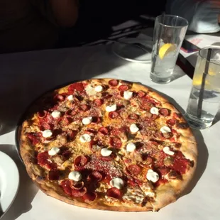New Yorker pizza