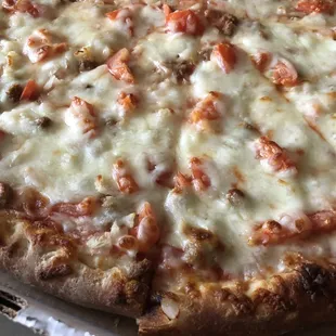 4 Topping XL (16-inch) Pizza with Sliced Tomatoes, Italian Sausage, Onions, and Extra Cheese!!!