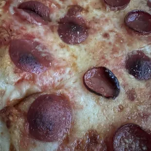 Pepperoni pizza