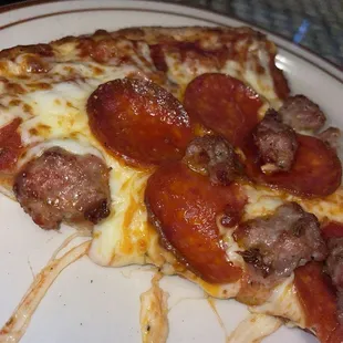 food, pizza