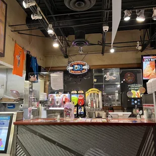 Order/pickup counter