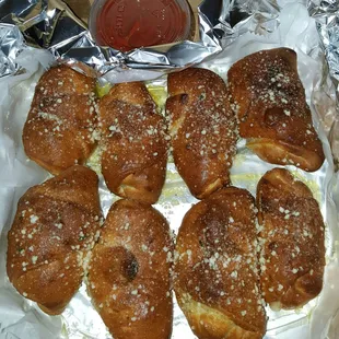 Their yummy pepperoni house rolls!!!! Delicious!