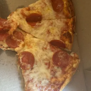 Pepperoni pizza