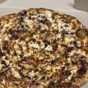 BBQ pizza