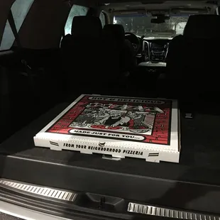 Jumbo Pizza