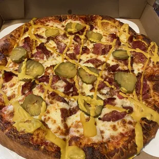 LG Large Pastrami Pizza