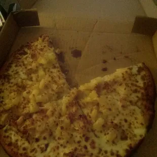 Gluten free crust with extra cheese, white sauce, chicken, and pineapple! So yummy!!!