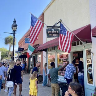 We beat the crowd before the line got super long.