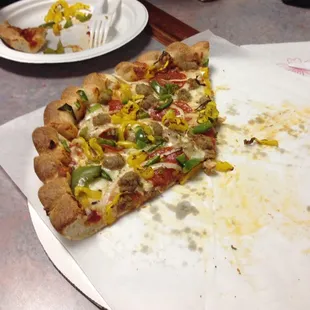 Medium Deluxe, subbed banana peppers for mushrooms.