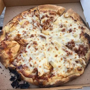 BBQ chicken pizza