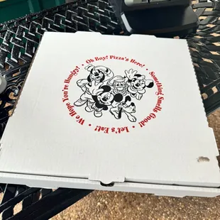 Pizza box