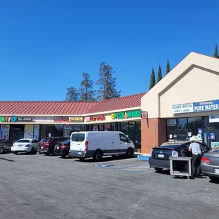 the outside of a restaurant