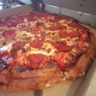 Pep and sausage pizza