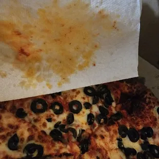 Regular Cheese, and olives with extra grease..