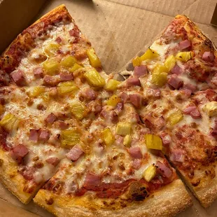 Hawaiian Pizza