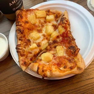 Pineapple pizza!