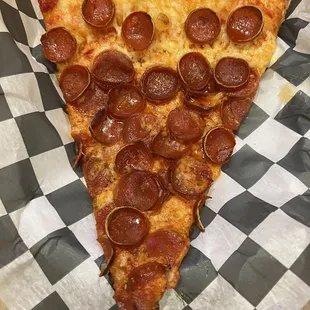 Pepperoni slice