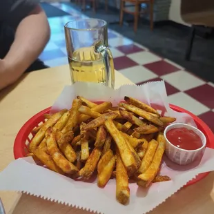 Thick cut seasoned fries
