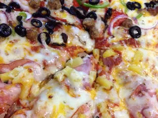 Leonardi's Pizza