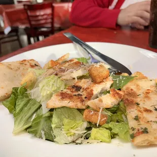 Chicken Cesar Salas with ROMAN not iceberg lettuce yummmmm