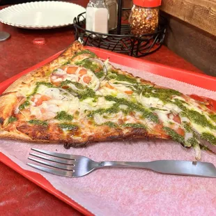 The pizza is soooo freaked good