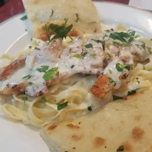 Chicken Fettuccine Alfredo