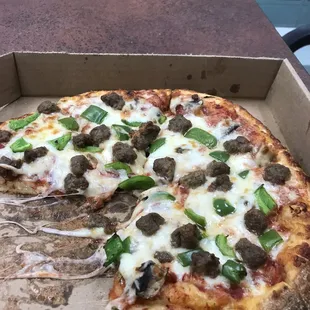 Sausage, mushroom and green pepper