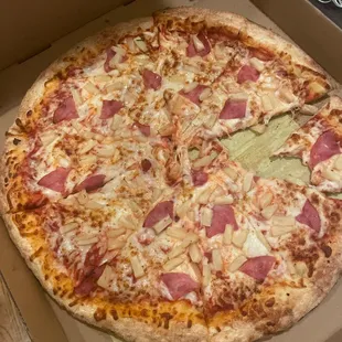 Hawaiian pizza Amazing.