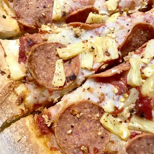 Leftover pizza! Look at those generous toppings! (I was so hungry I forgot to take a pic before digging in)