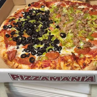 Pepperoni+ Green Bell Peppers + 1/2 olives &amp; 1/2 sausage.   This place  is not frugal when it comes to toppings!