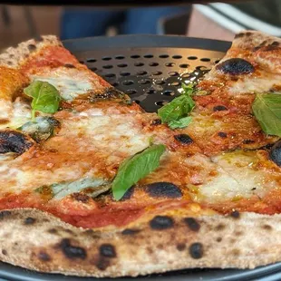 Margherita pizza