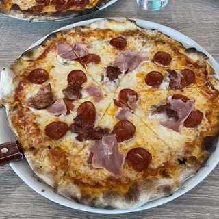 Di Carne Pizza