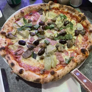 Capricciosa Pizza