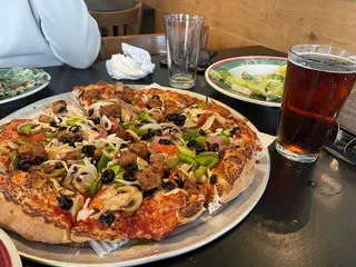 Lamppost Pizza Main Street Brewery