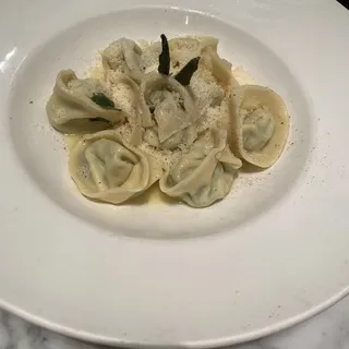 Ravioli di ricotta e spinaci