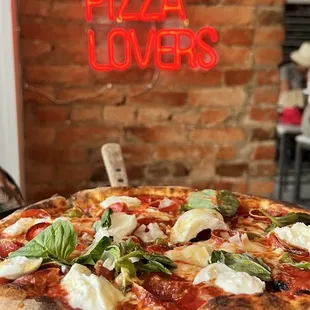 Calabrese Pizza