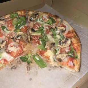 Veggie pizza